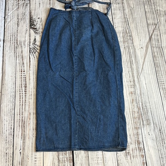 Vintage Denim wrap skirt - Picture 2 of 3